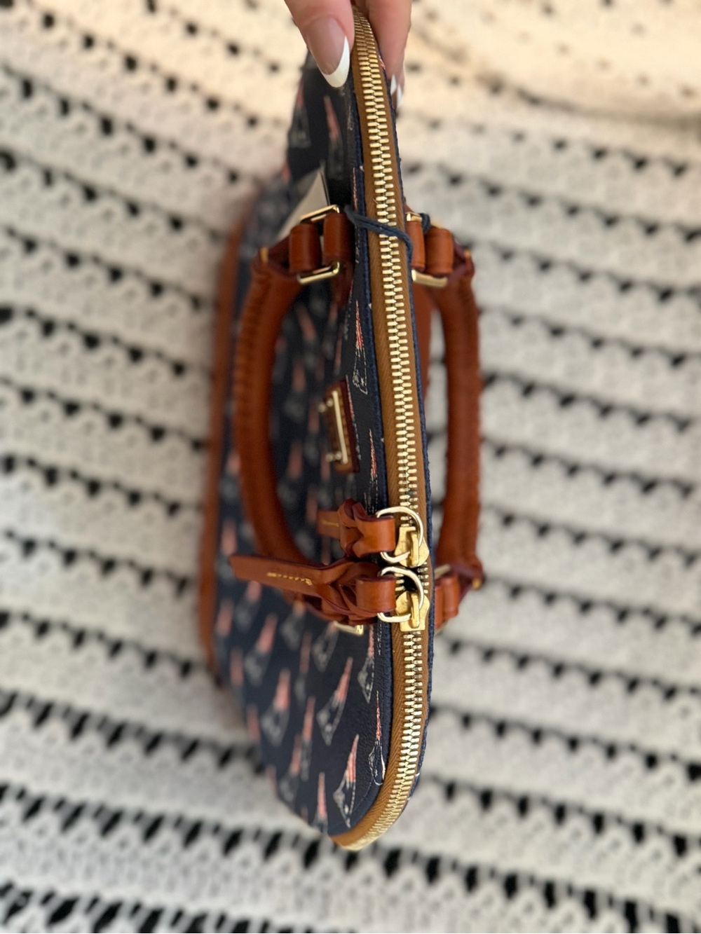 BRAND NEW Dooney & Bourke Navy and Brown New England Patriots Satchel - Picture 8 of 10